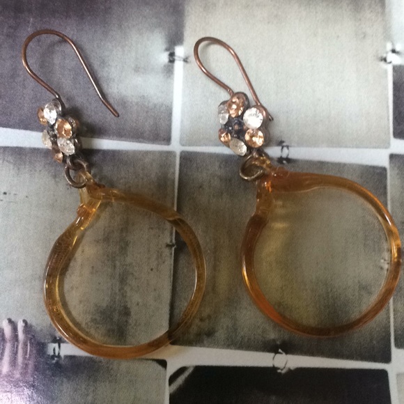 Beautiful earrings with vintage art glass - Picture 2 of 3